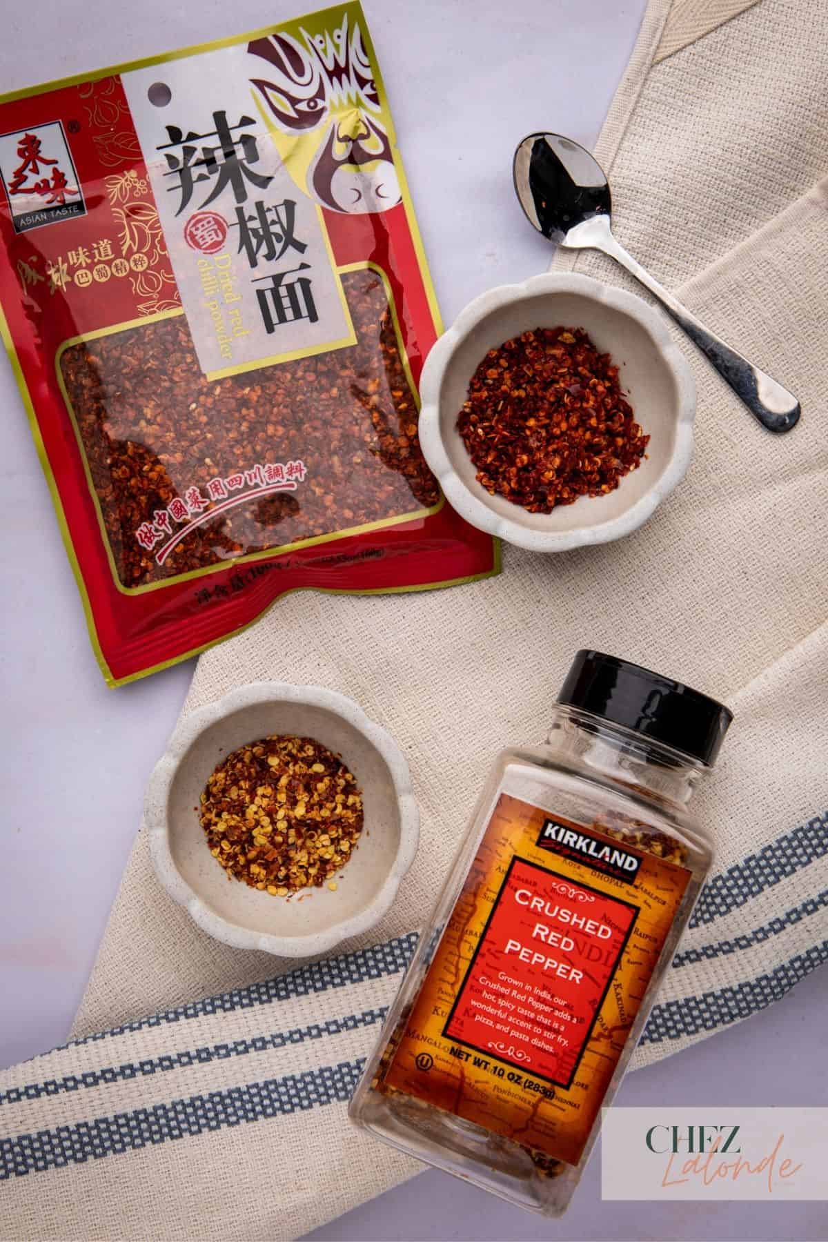 A photo that showing the difference between Sichuan Pepper flakes VS Italian Pepper flakes.